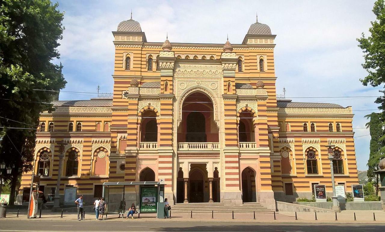 Hotel Mmg Tbilisi Exterior foto